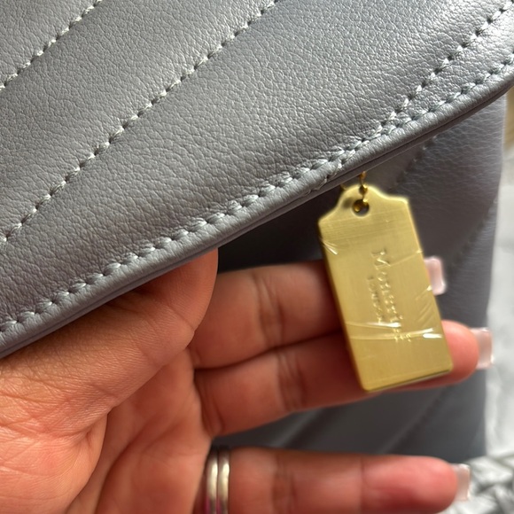 Gray Quilted Shoulder Bag - Picture 10 of 11